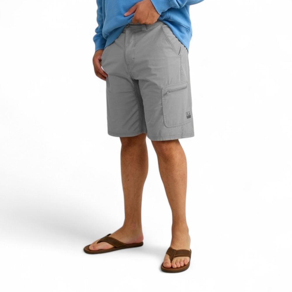 Huk Next Level 10.5" Fishing Cargo Shorts Vented UPF 30 Size Small Overcast Gray